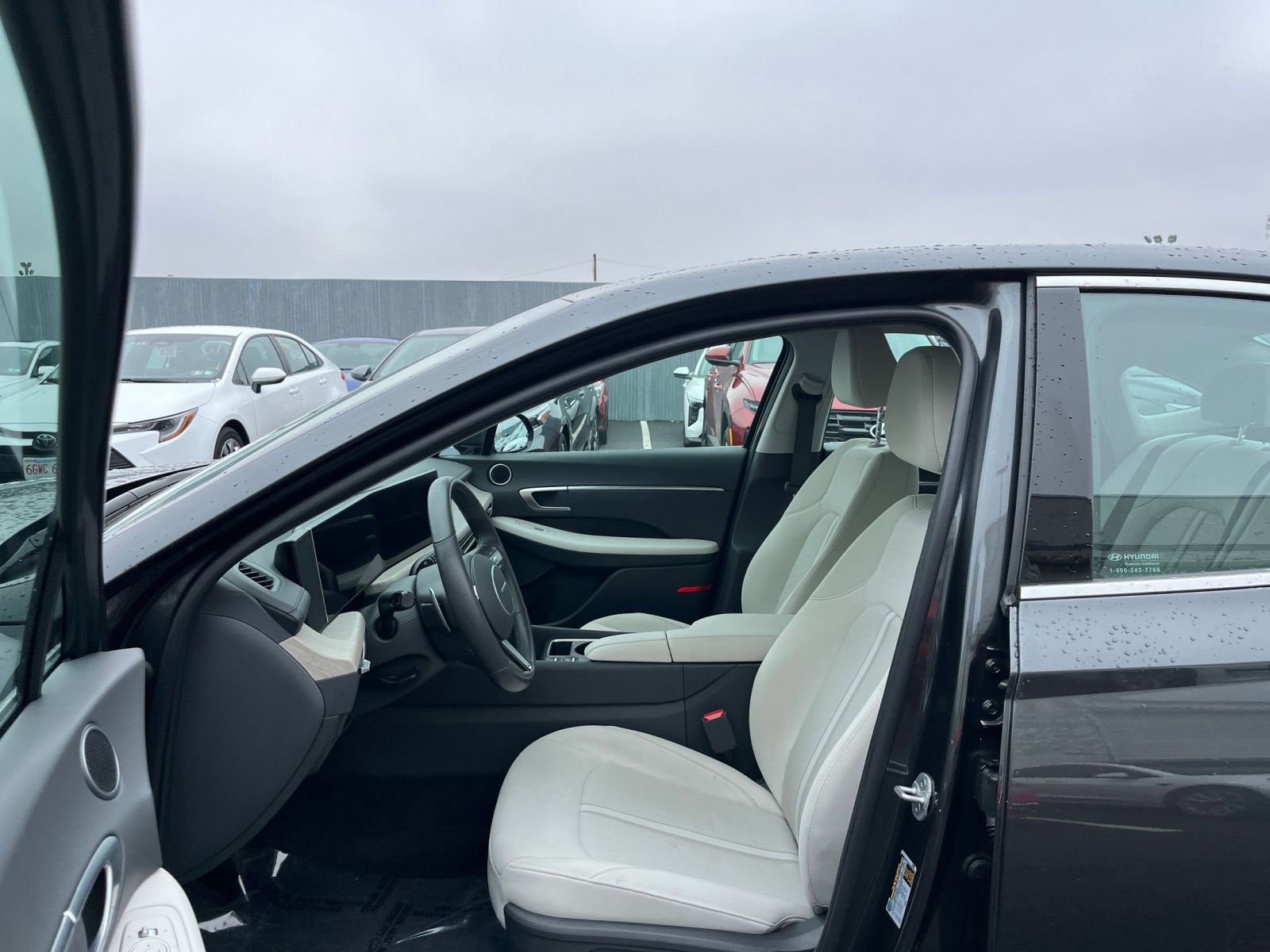 Used 2025 Hyundai Sonata SEL FWD image 27