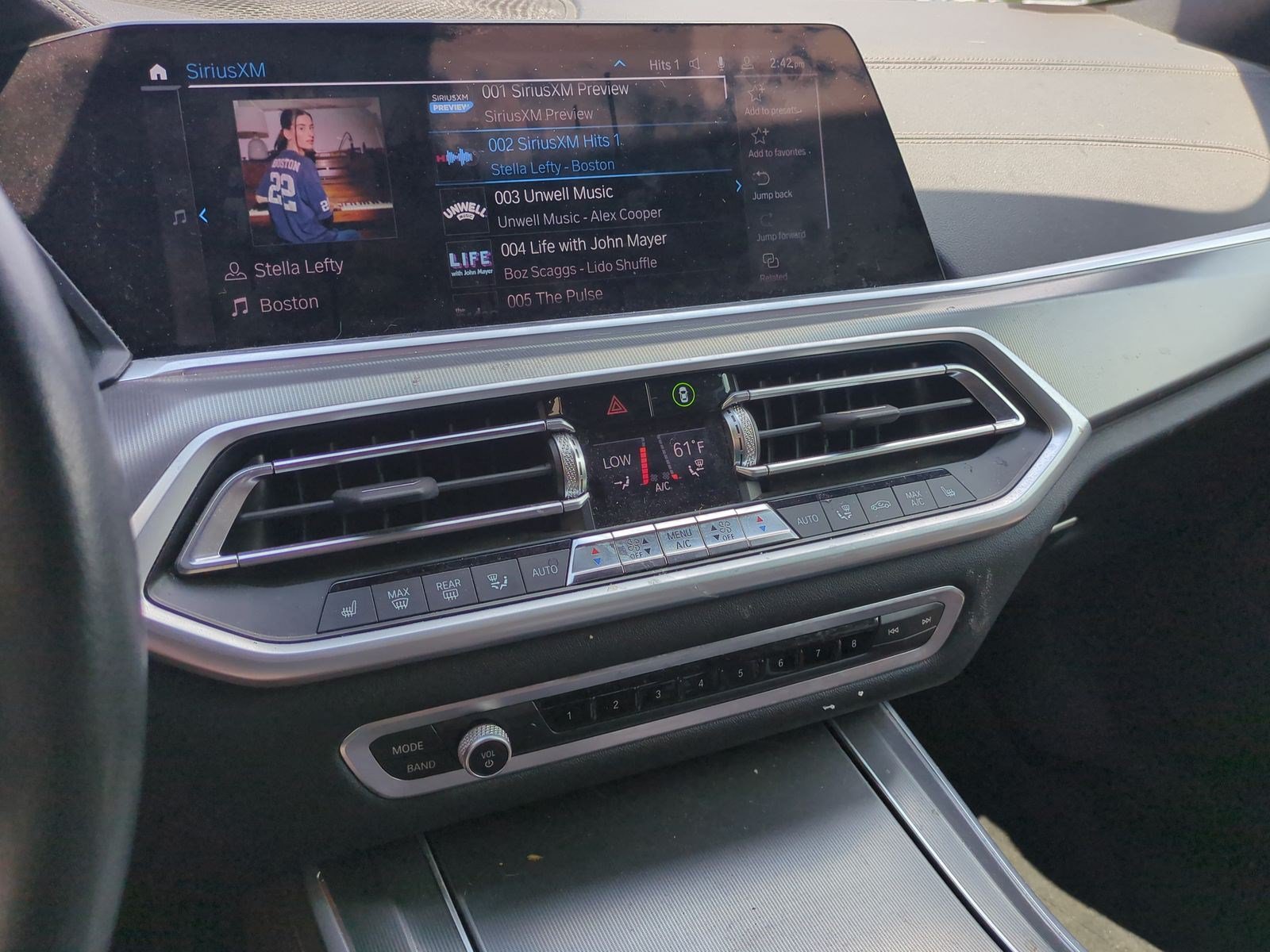 Used 2022 BMW X5 xDrive45e w/ Climate Comfort Package AWD/4WD image 29