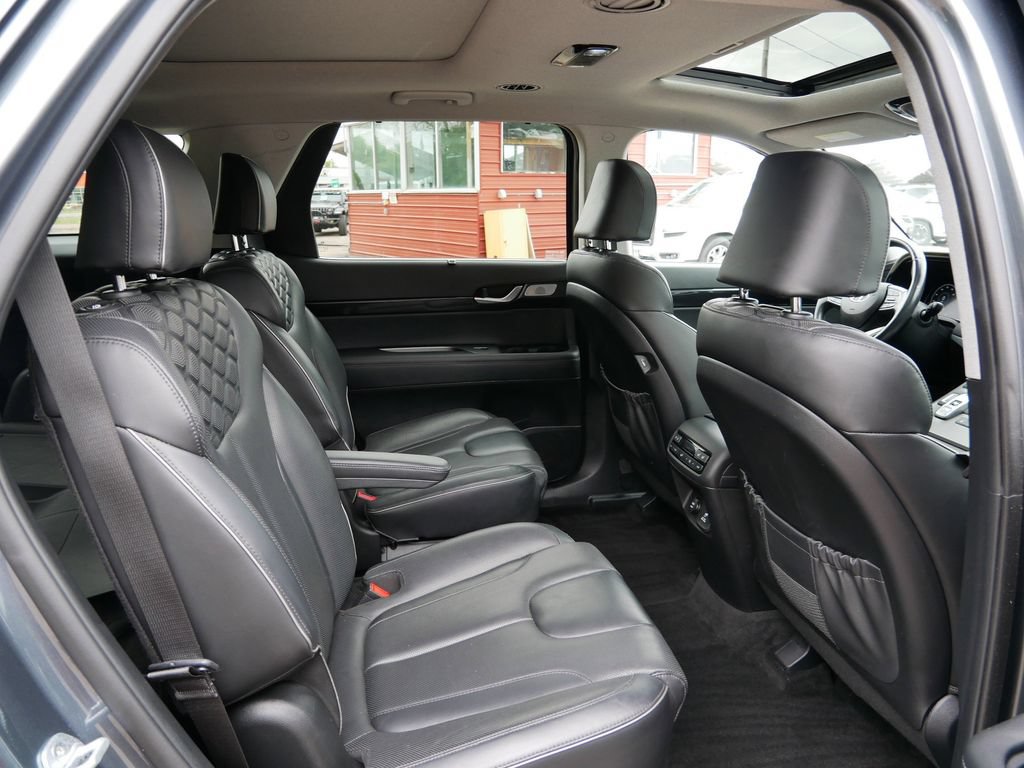 Used 2021 Hyundai Palisade Limited AWD/4WD image 9