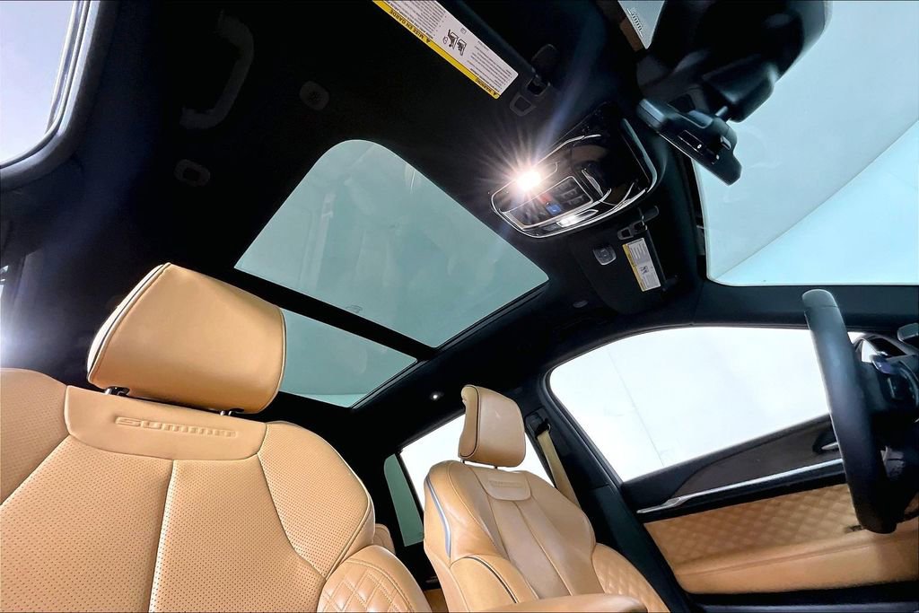 Used 2024 Jeep Grand Cherokee L Summit w/ Advanced Protech Group IV image 22