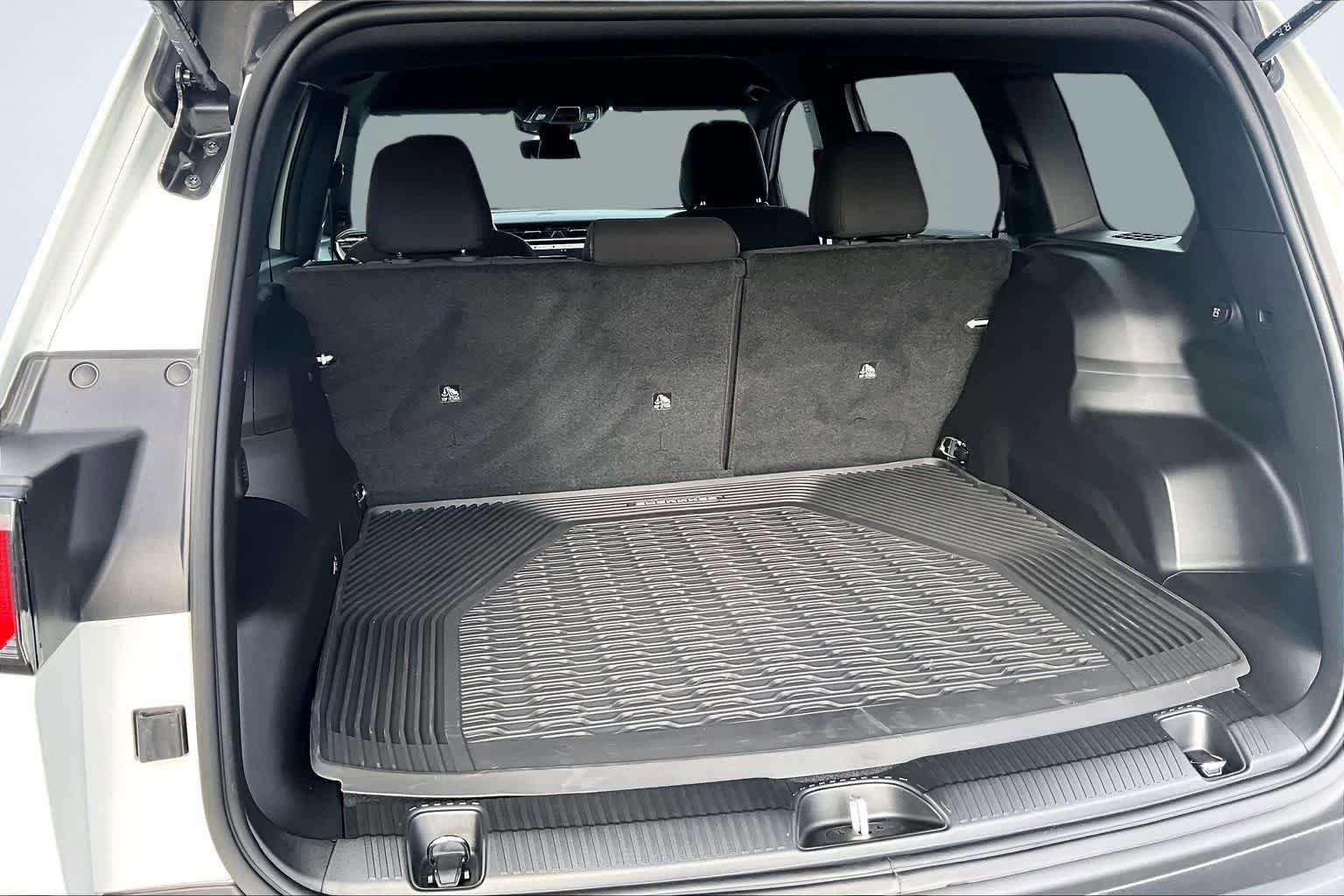 New 2026 Jeep Cherokee Laredo AWD/4WD image 19