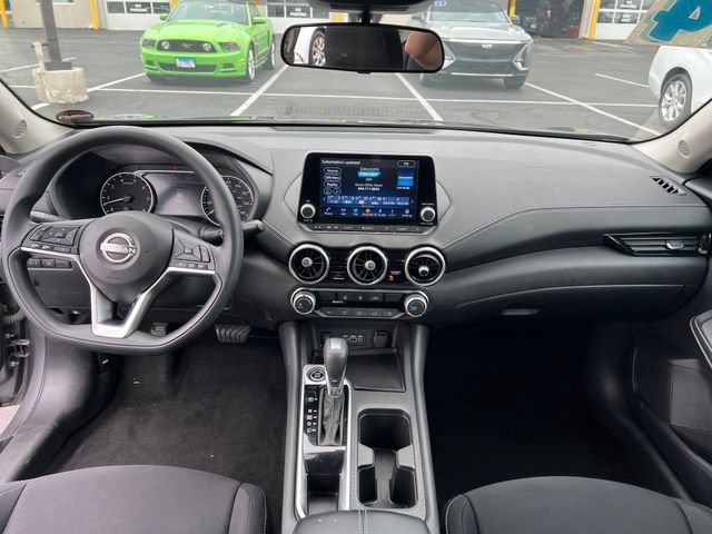 Used 2024 Nissan Sentra SV FWD image 11