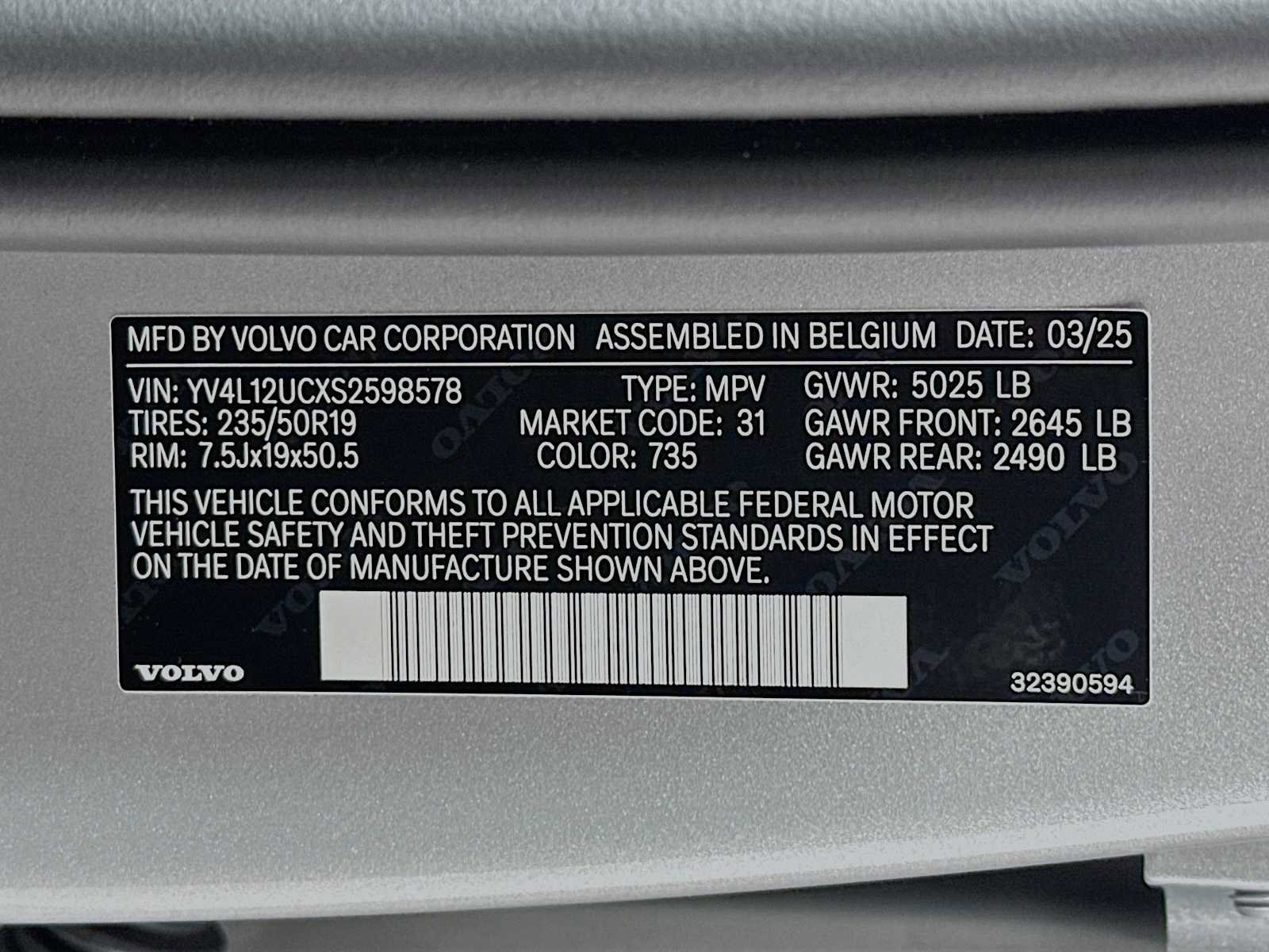 Used 2025 Volvo XC40 B5 Plus w/ Protection Package AWD/4WD image 31