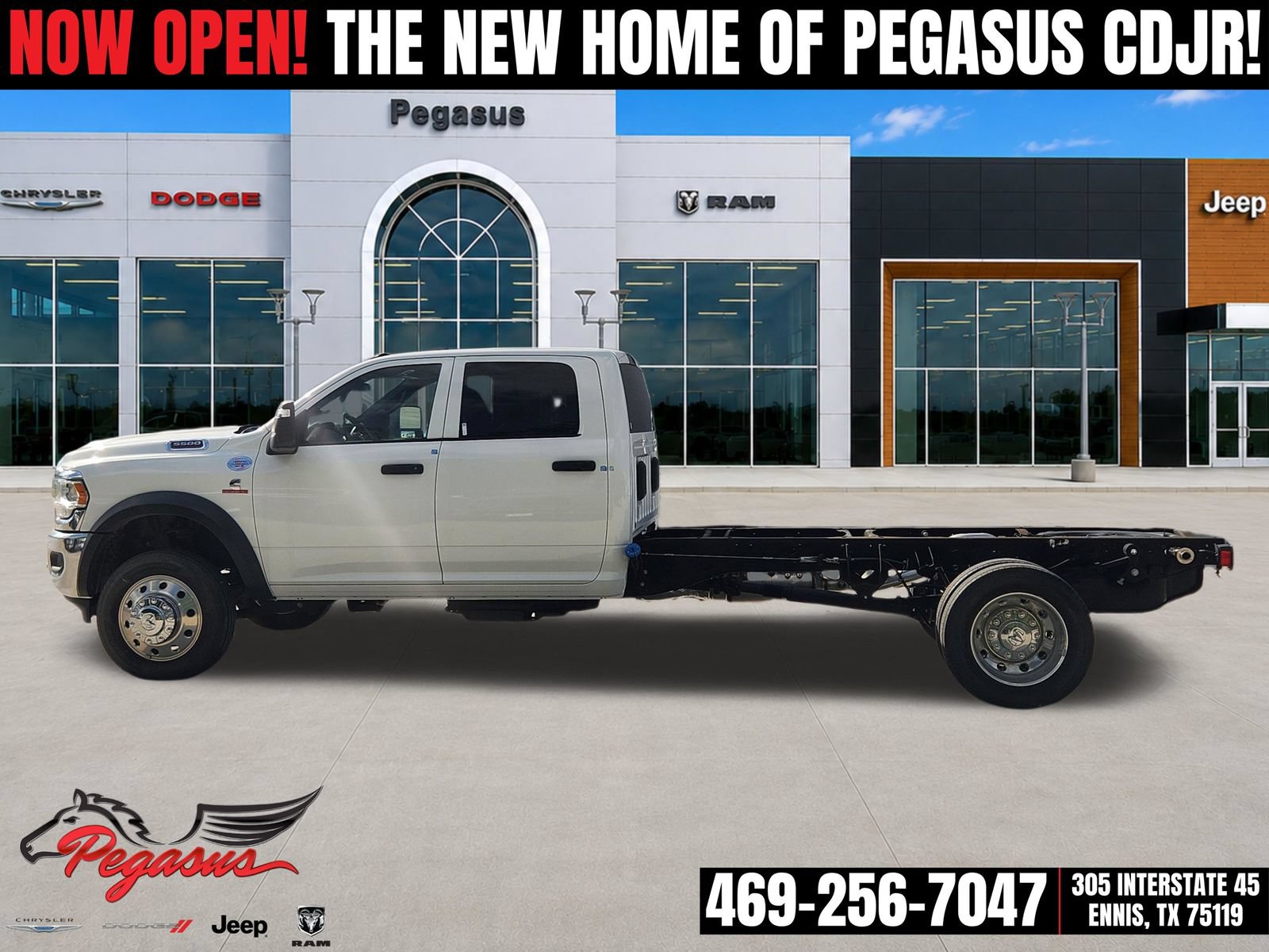 New 2024 RAM 5500 Tradesman w/ Chrome Appearance Group RWD image 3