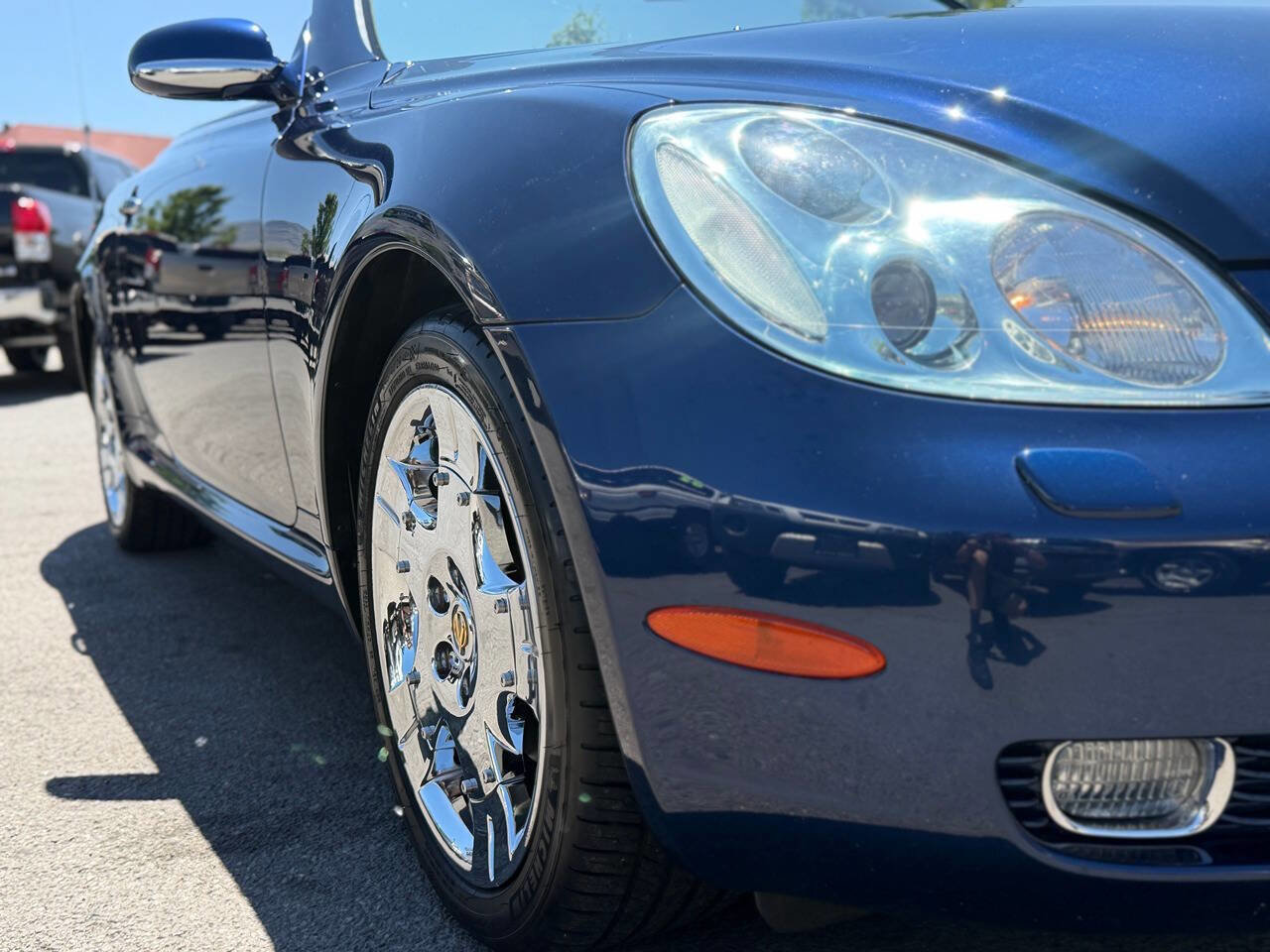 Used 2005 Lexus SC 430 Convertible RWD image 37