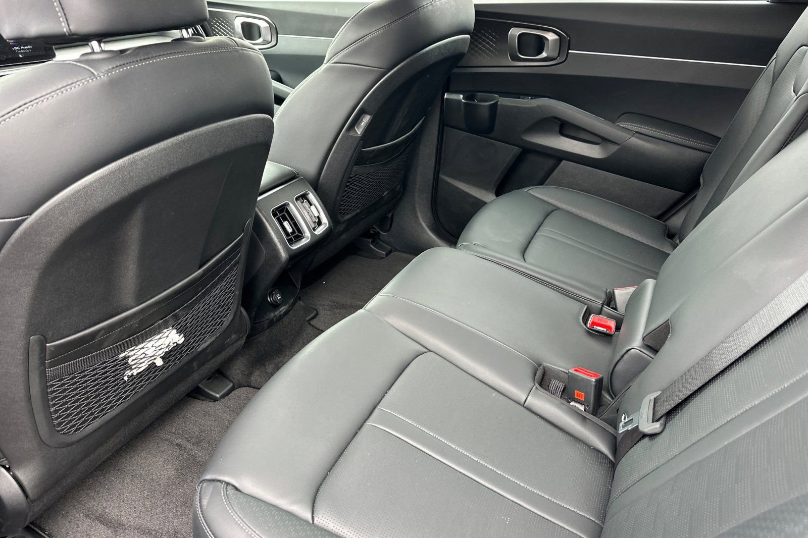 Certified 2026 Kia Sorento EX AWD/4WD image 9