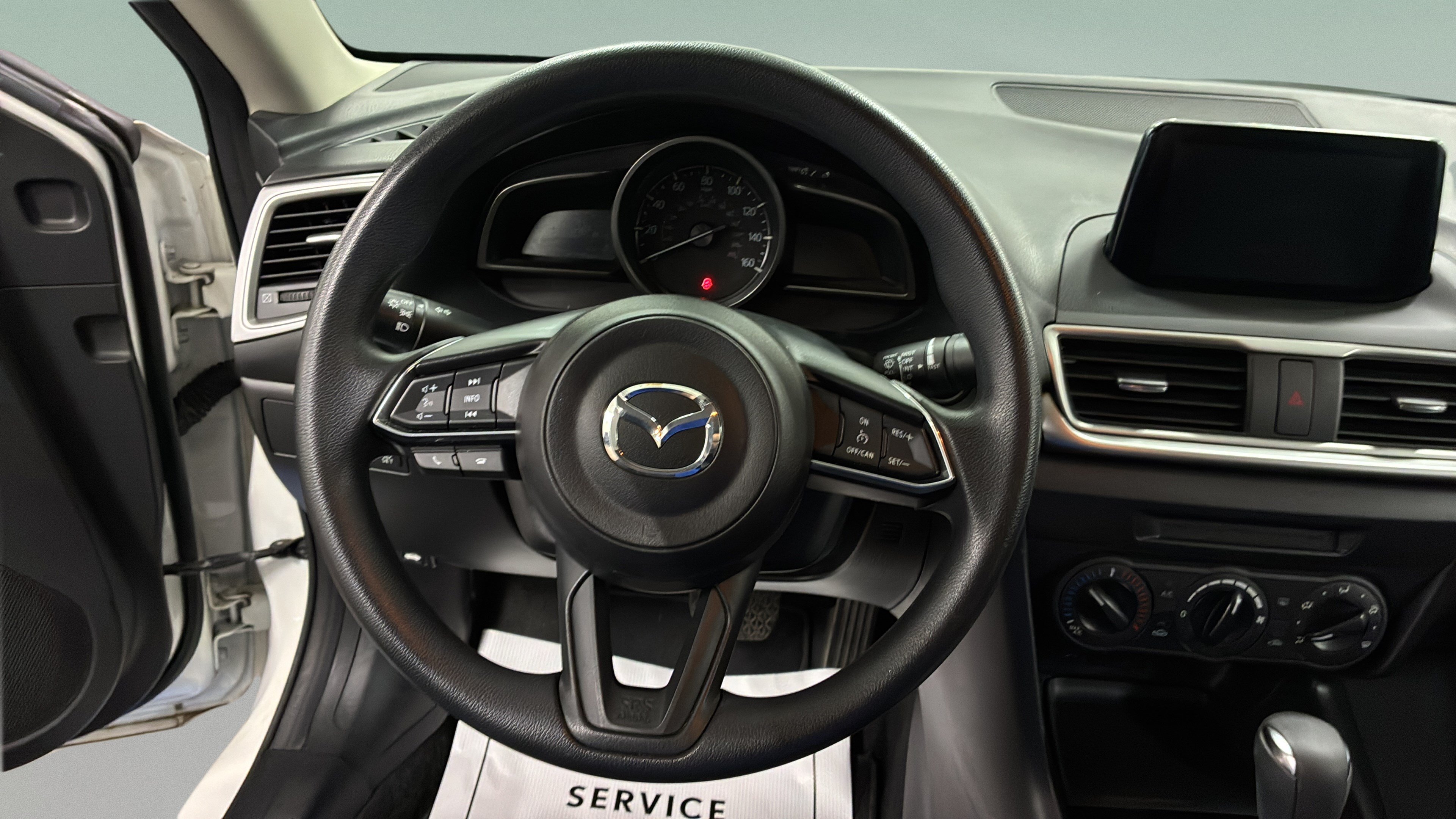 Used 2017 MAZDA MAZDA3 Sport FWD image 17