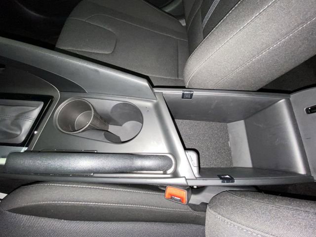 Certified 2026 Hyundai Elantra SE FWD image 20