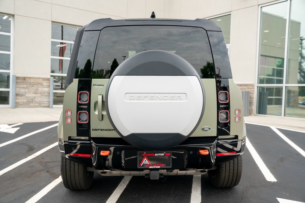 Used 2022 Land Rover Defender 90 X AWD/4WD image 16