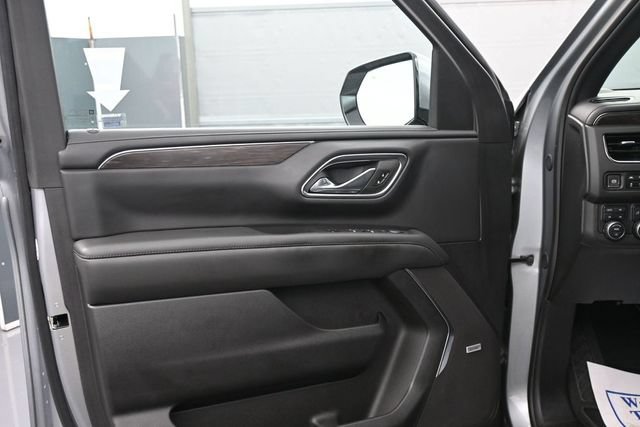Used 2024 Chevrolet Tahoe Z71 w/ Z71 Off-Road Package AWD/4WD image 9