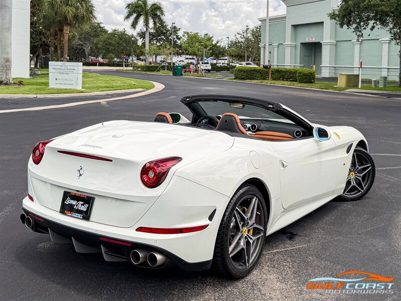 Used 2017 Ferrari California T RWD image 62