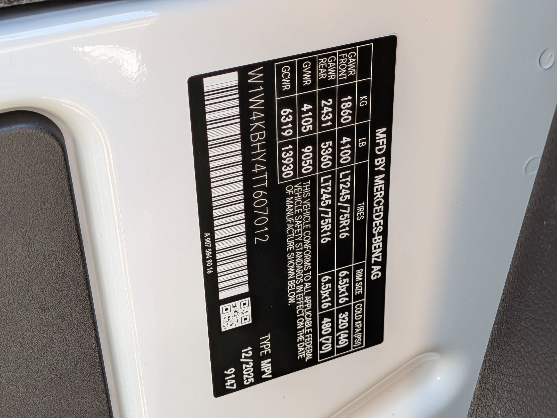 New 2026 Mercedes-Benz Sprinter 2500 image 36