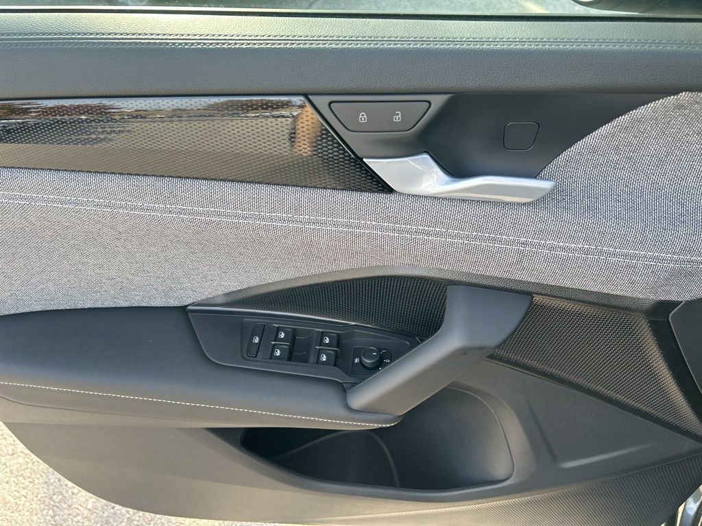 New 2026 Volkswagen Tiguan S image 11