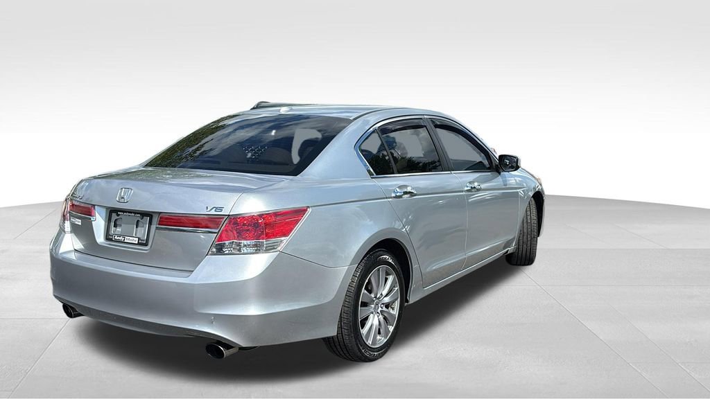 Used 2011 Honda Accord EX-L image 7