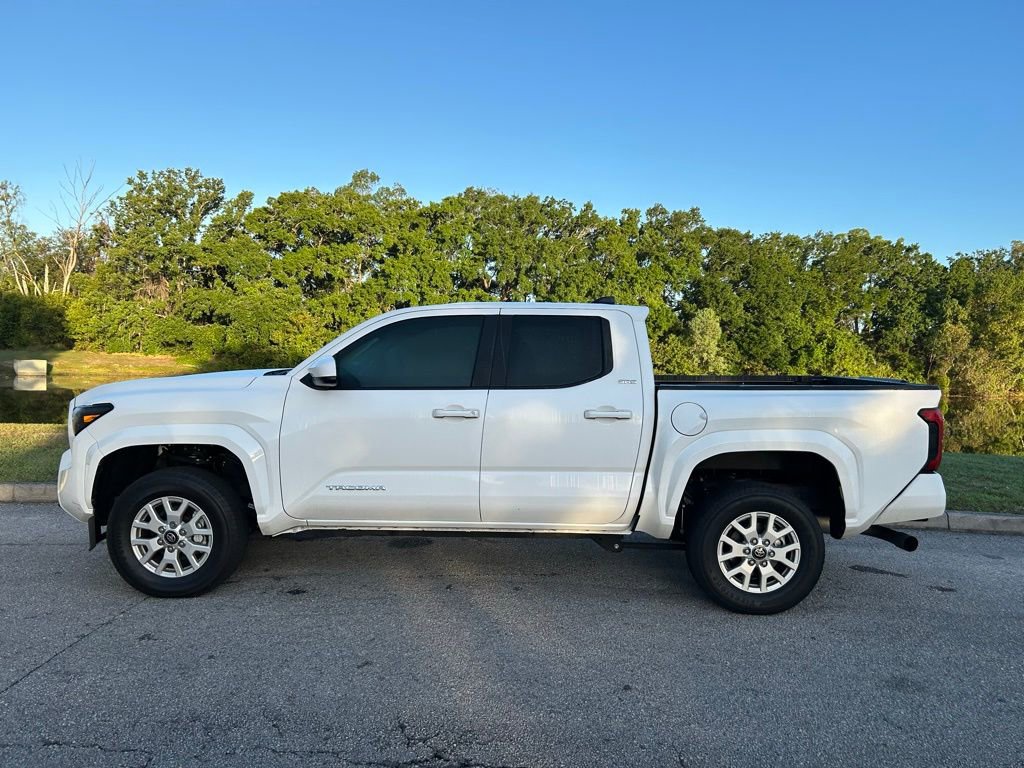 Certified 2025 Toyota Tacoma SR5 RWD image 2