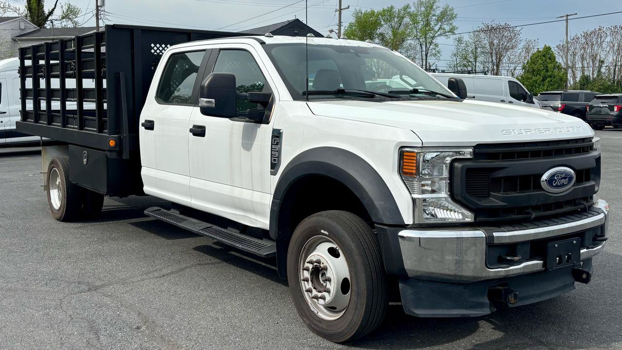 Used 2022 Ford F550 4x4 Crew Cab Super Duty w/ Power Equipment Group image 4