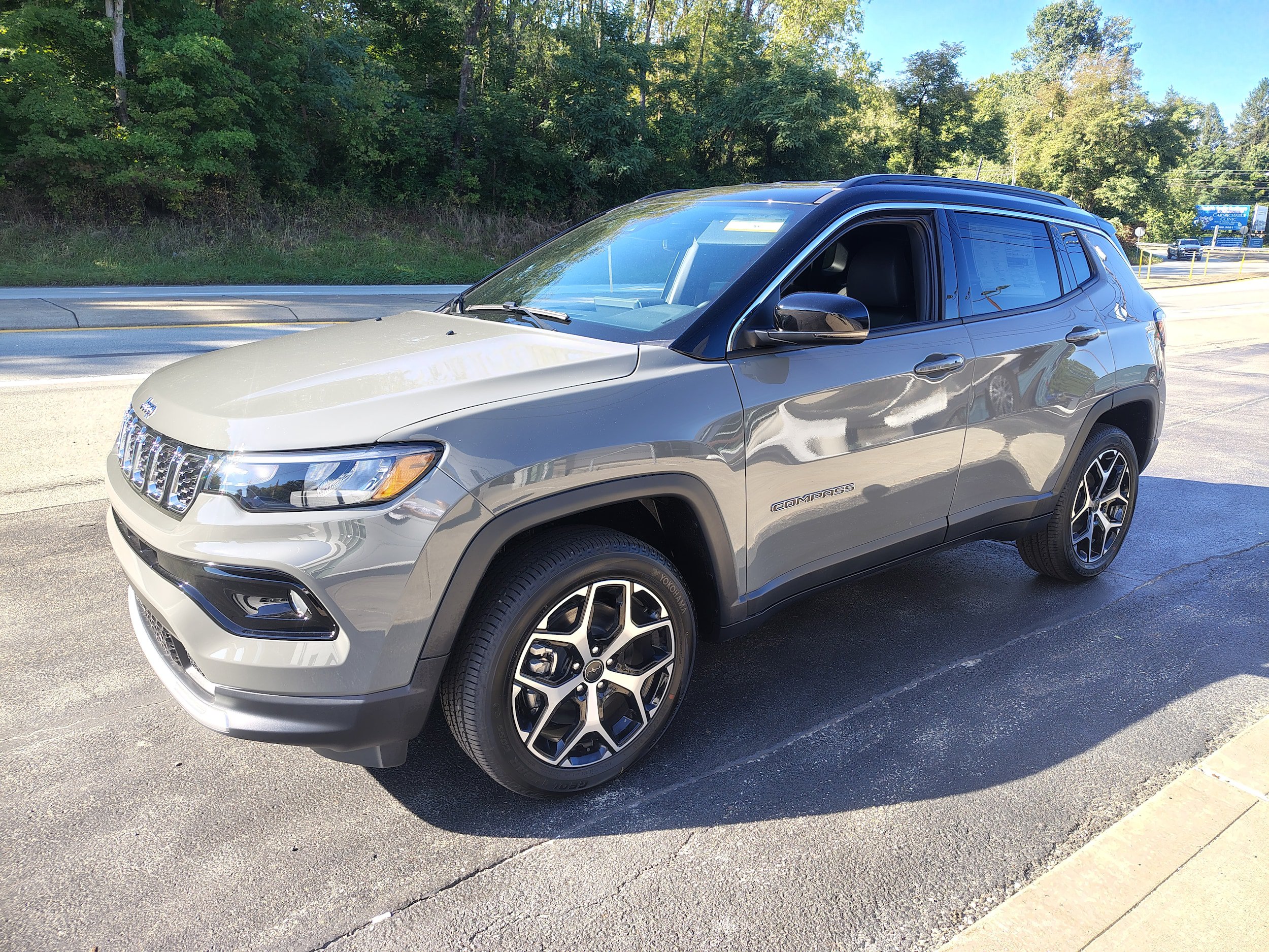 New 2026 Jeep Compass Limited AWD/4WD image 4