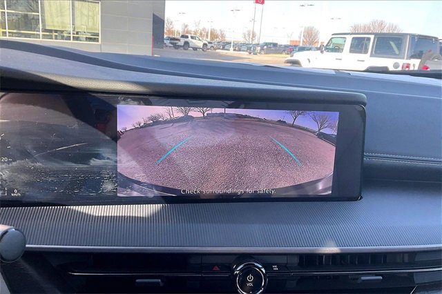 Certified 2025 Nissan Murano SV image 19