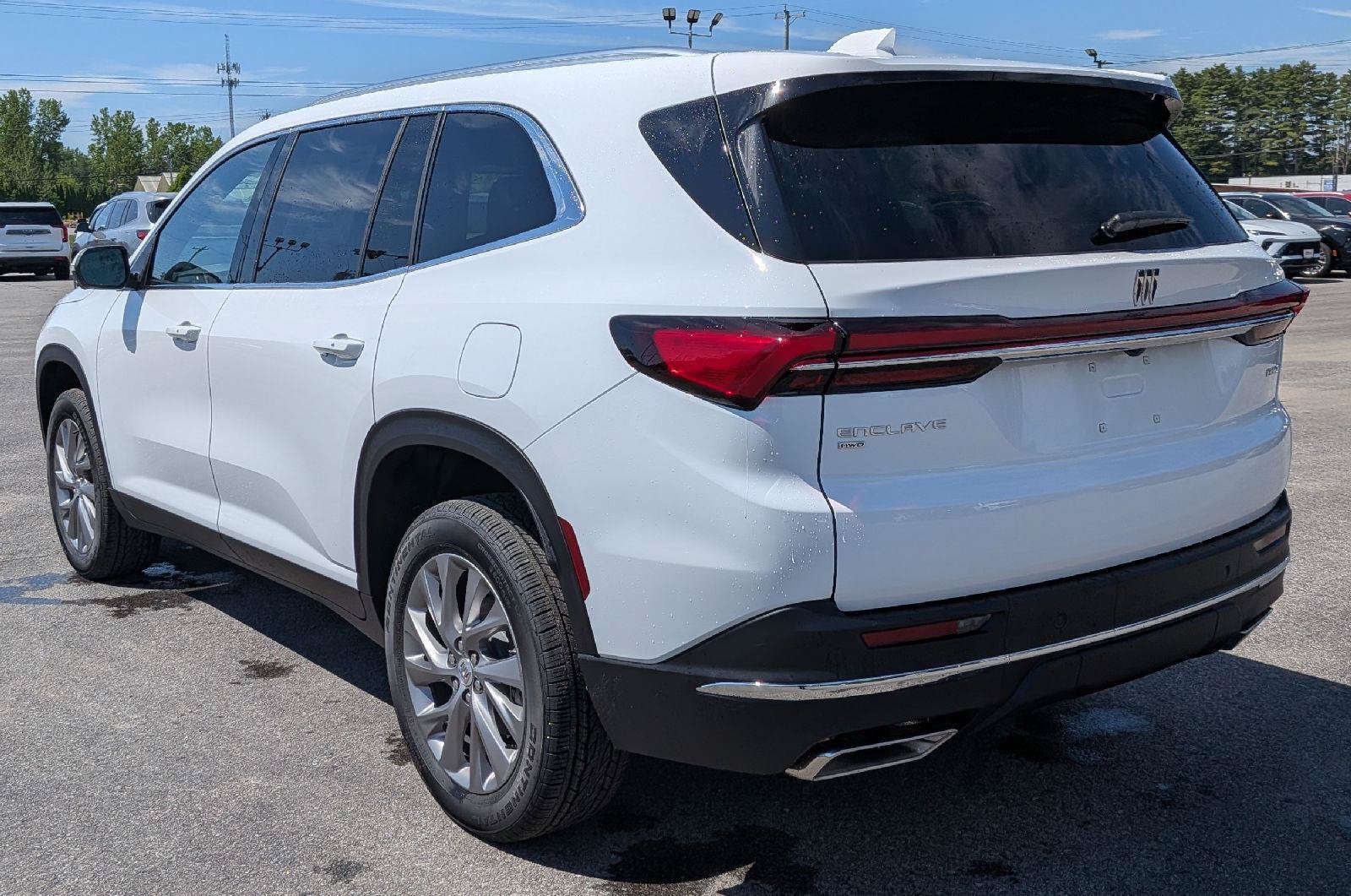 New 2026 Buick Enclave Preferred AWD/4WD image 7