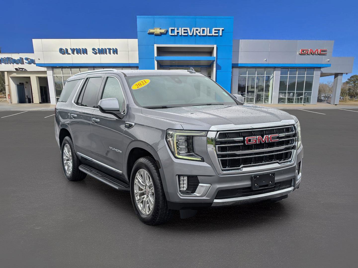 Used 2021 GMC Yukon SLT RWD image 3