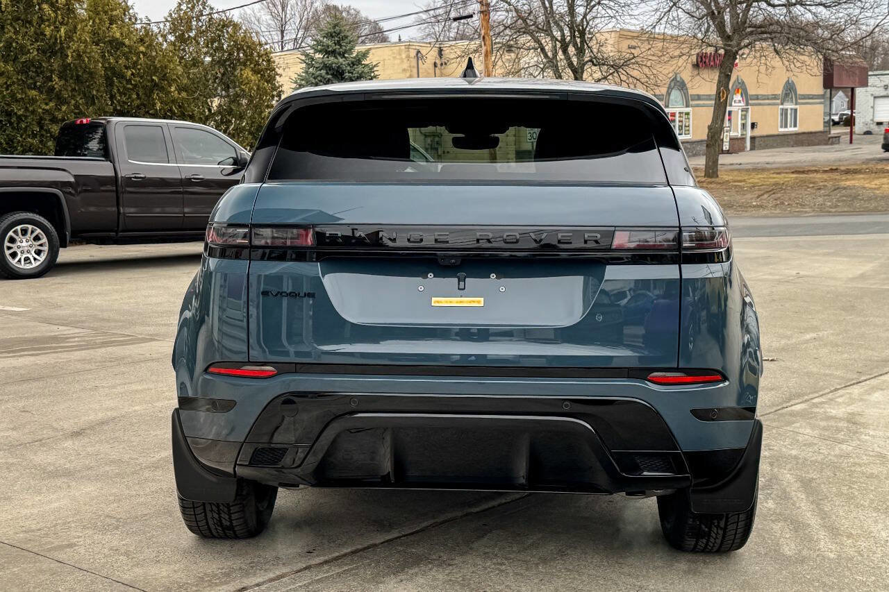 Used 2026 Land Rover Range Rover Evoque Dynamic SE image 4