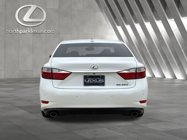 Used 2014 Lexus ES 350 w/ Luxury Package FWD image 28