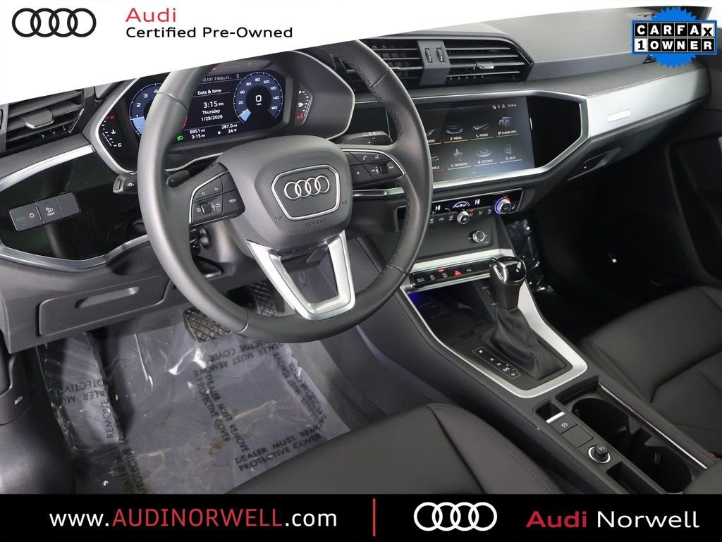 Certified 2025 Audi Q3 2.0T Premium Plus w/ Premium Plus Package image 2