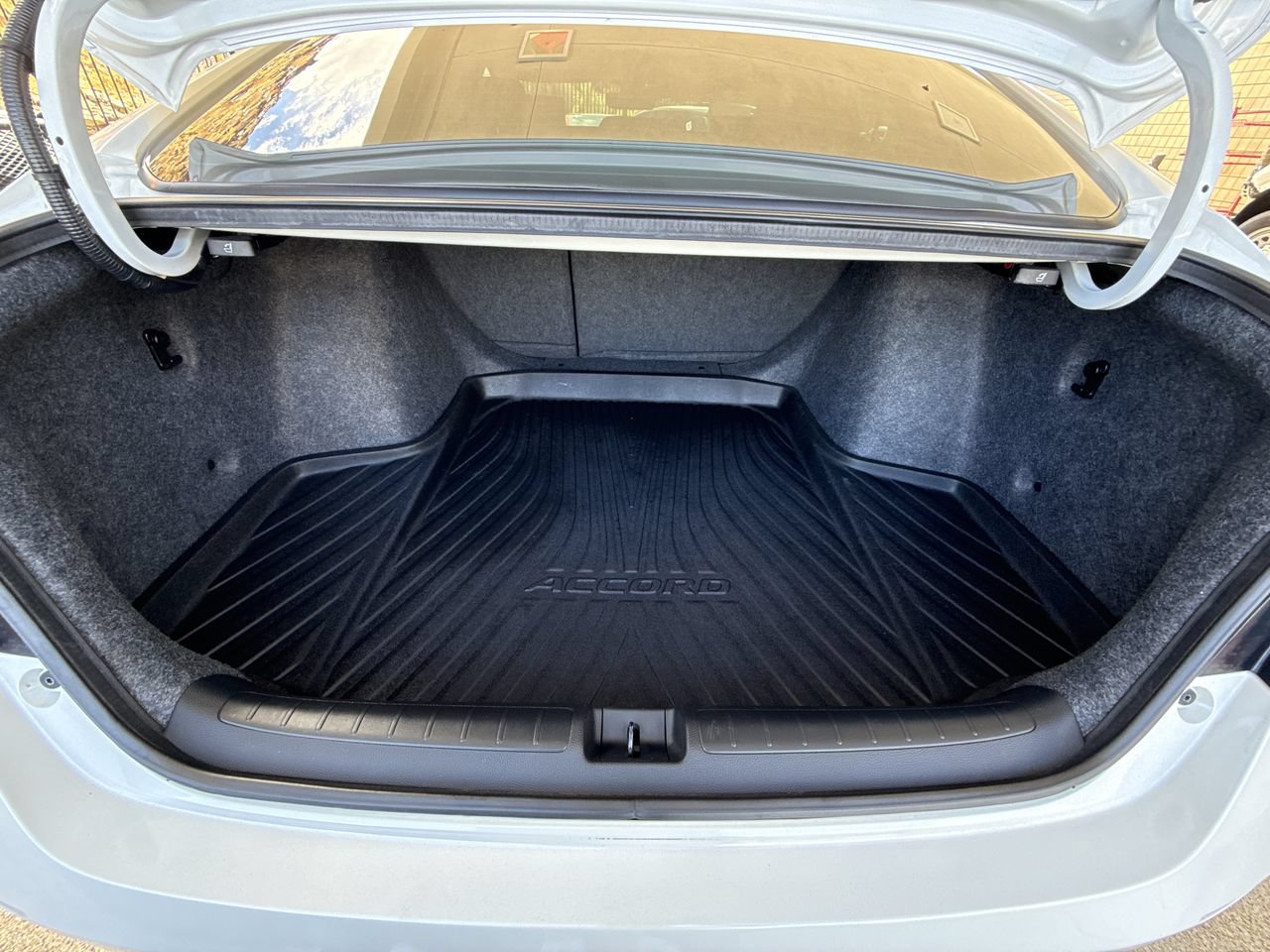 Used 2021 Honda Accord Touring image 27