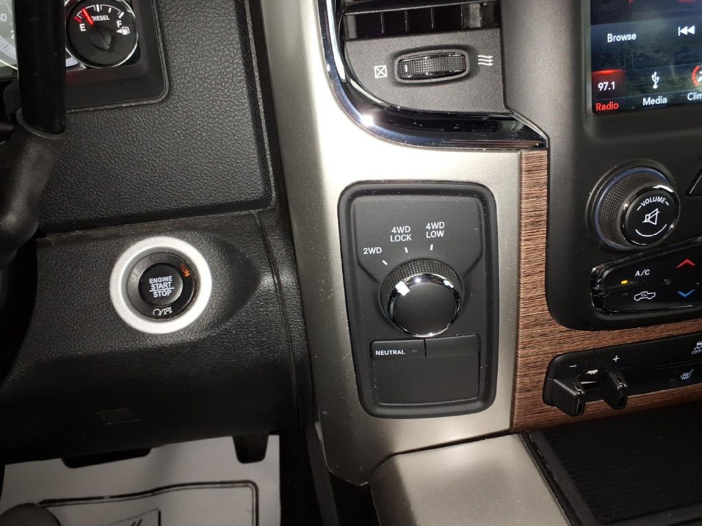 Used 2018 RAM 3500 Laramie AWD/4WD image 22