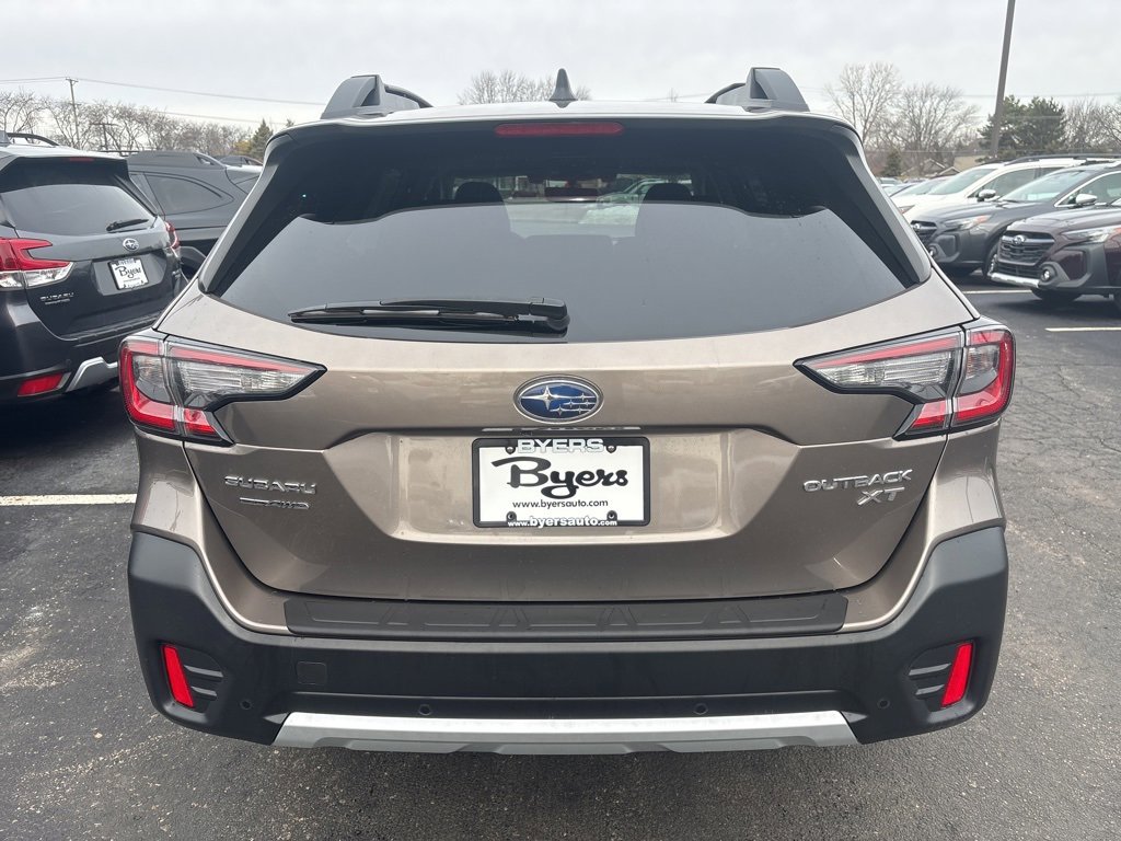 Certified 2022 Subaru Outback Limited XT w/ Popular Package #2 image 4