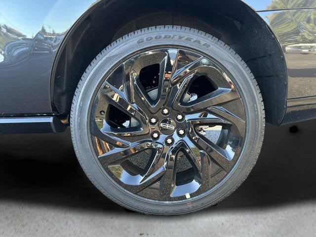 New 2027 Lincoln Navigator Reserve w/ Jet Appearance Package AWD/4WD image 8