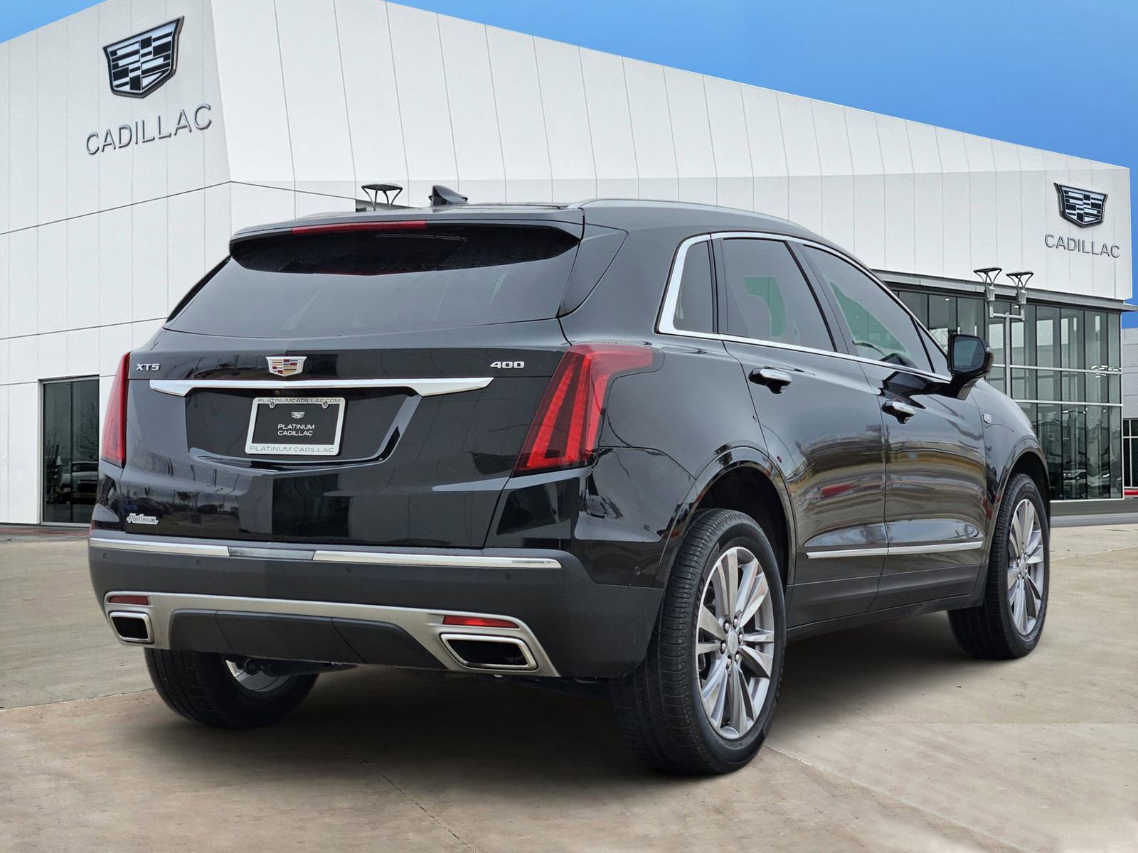 Used 2024 Cadillac XT5 Premium Luxury w/ Technology Package image 5