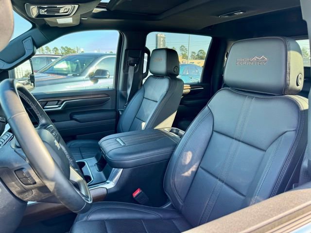 Used 2024 Chevrolet Silverado 2500 High Country w/ Technology Package image 9