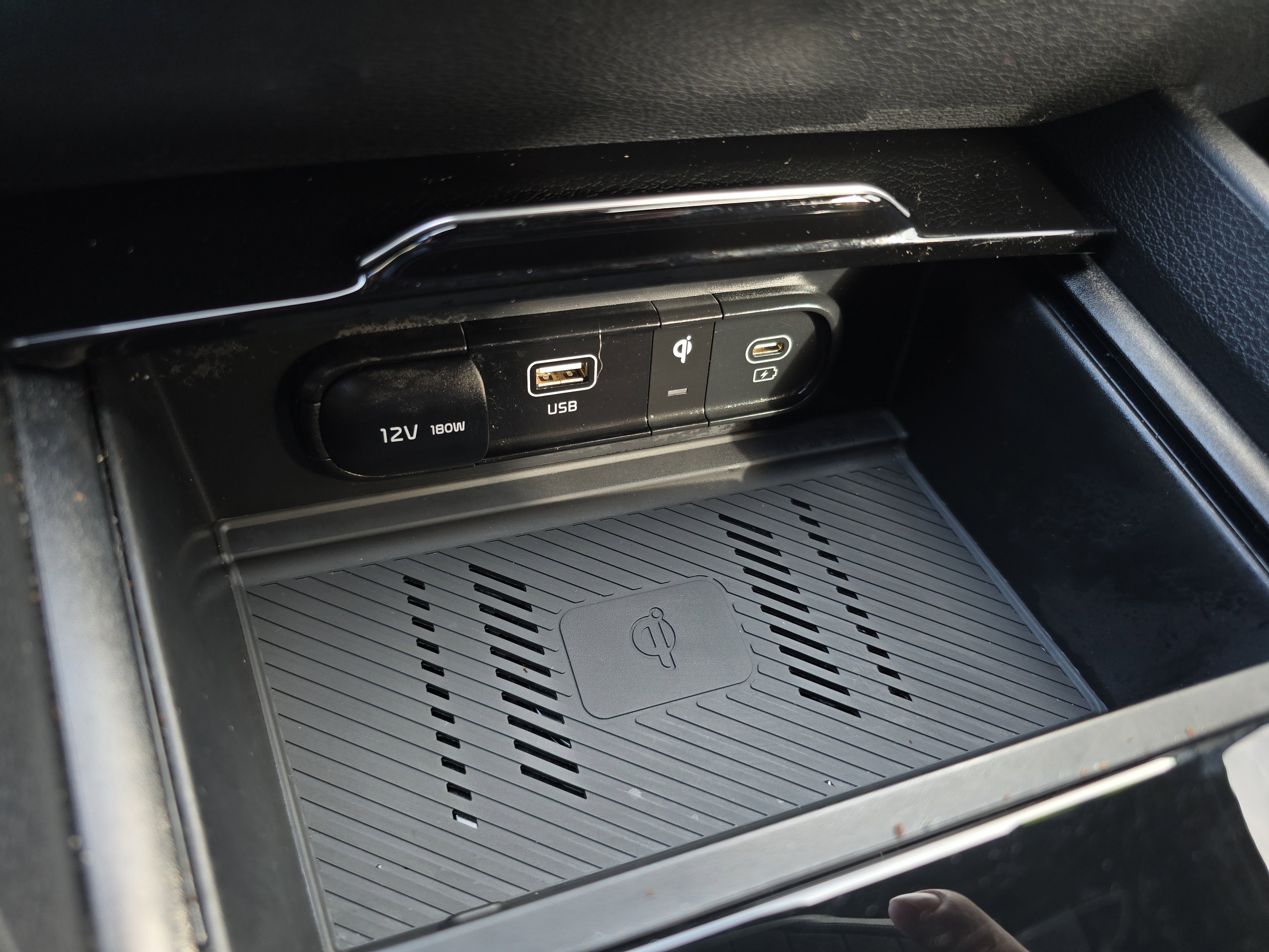 Used 2025 Kia Sportage X-Line Prestige image 34