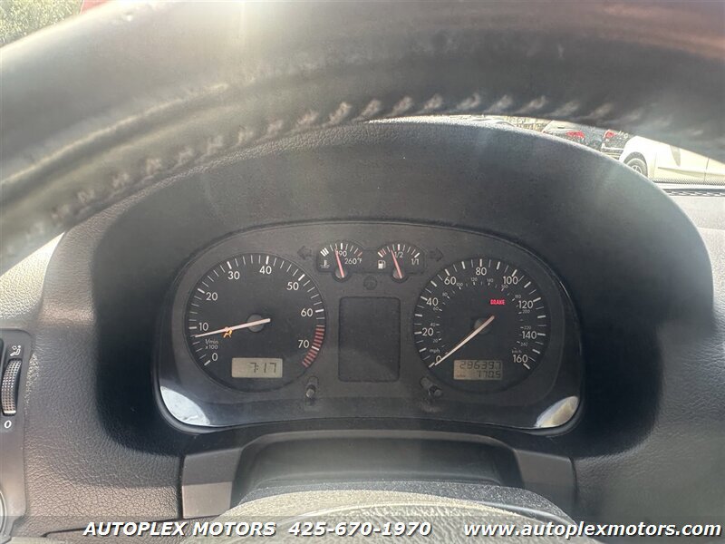 Used 2005 Volkswagen GTI 1.8T FWD image 19