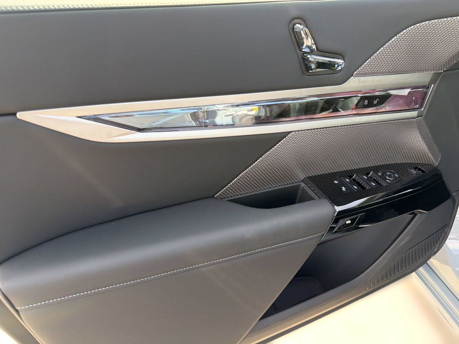 New 2026 BMW i7 xDrive60 AWD/4WD image 12