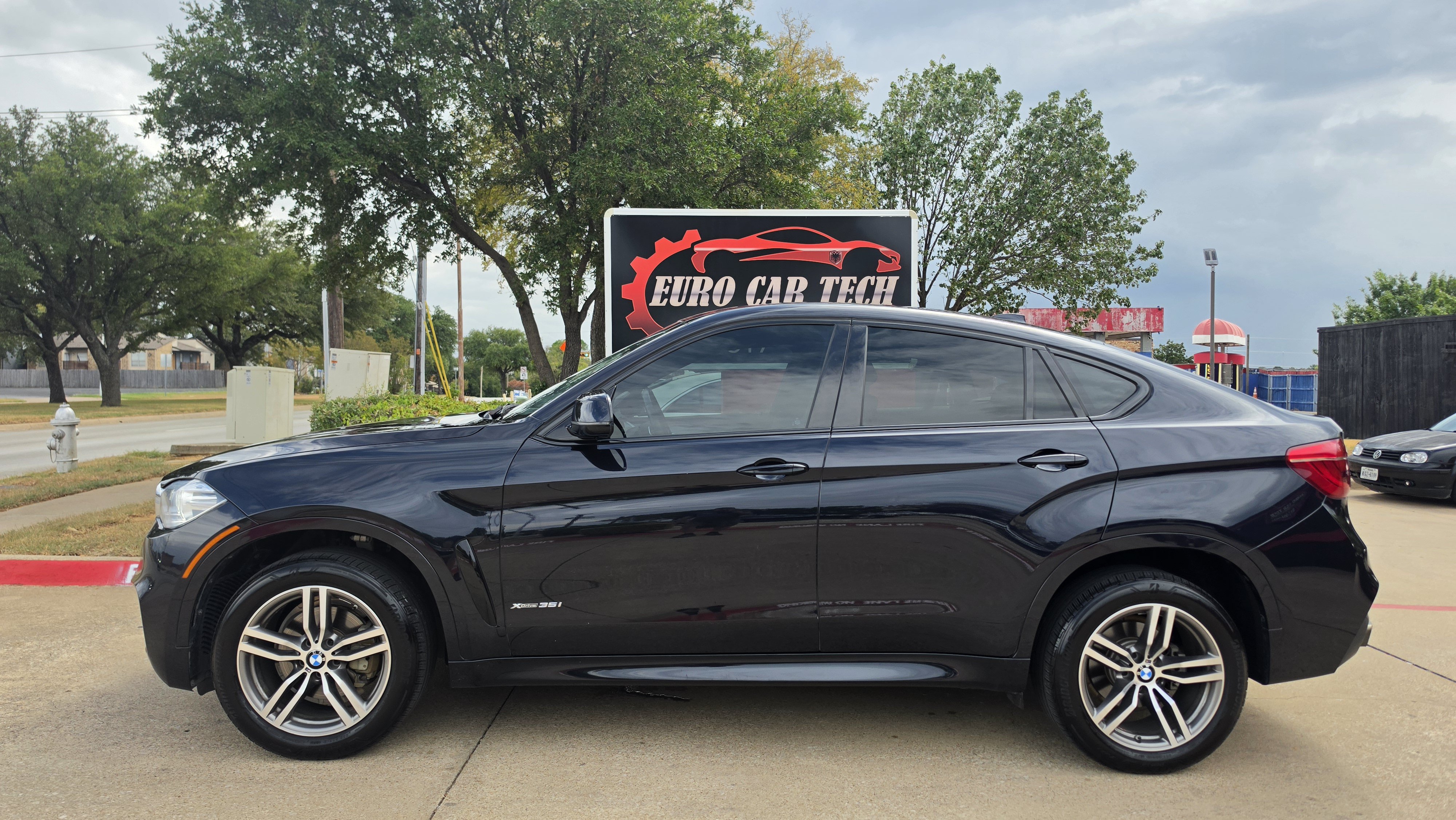 Used 2016 BMW X6 xDrive35i AWD/4WD image 2