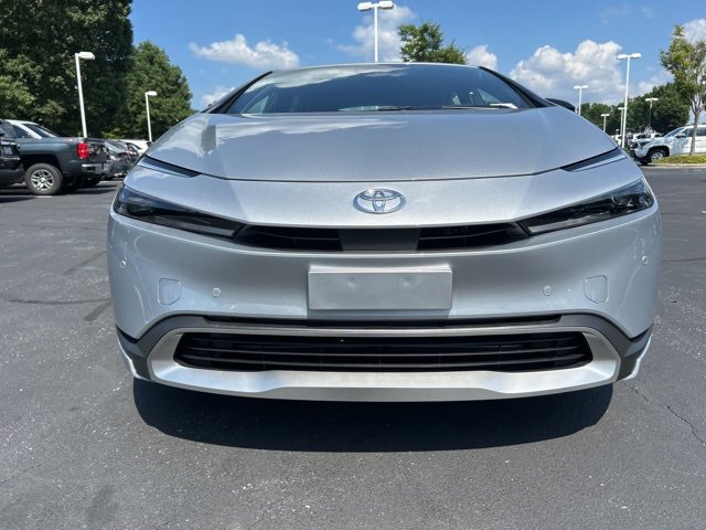 New 2025 Toyota Prius Plug-In Hybrid image 2