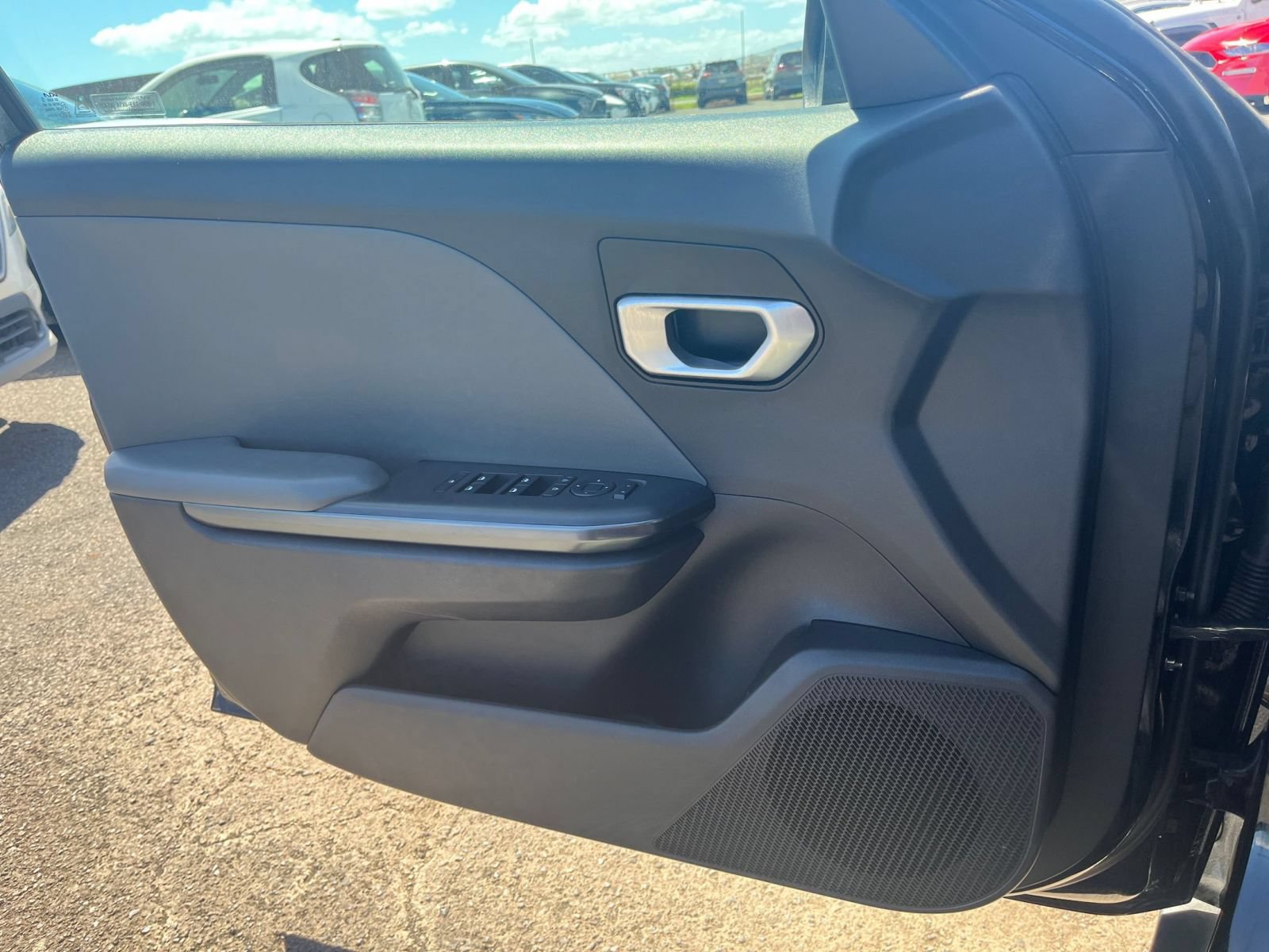 Used 2025 Kia K4 FWD image 18