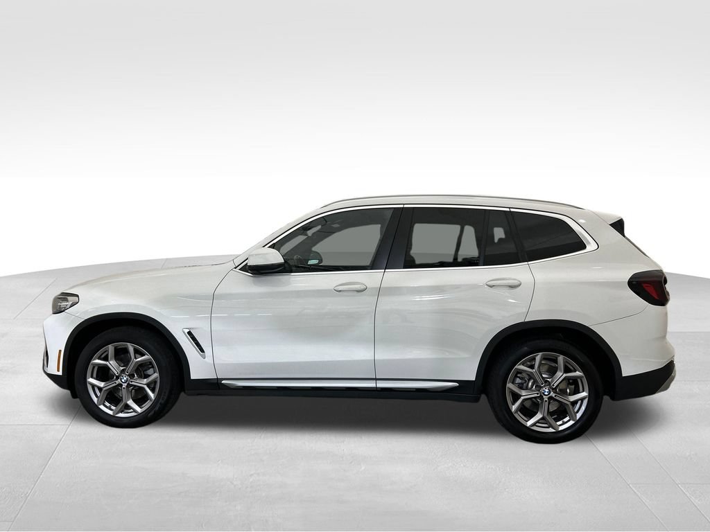 Used 2022 BMW X3 sDrive30i w/ Convenience Package w/ZPA RWD image 2