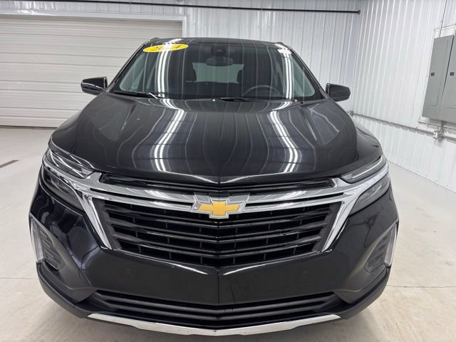 Used 2024 Chevrolet Equinox LT AWD/4WD image 2