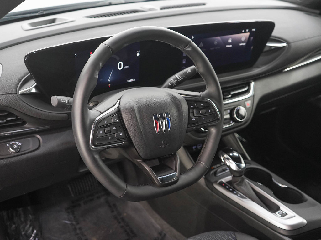 Used 2025 Buick Envista Preferred w/ Convenience I Package FWD image 21