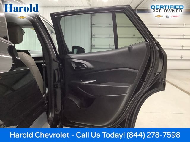 Used 2025 Chevrolet Trax ACTIV FWD image 8