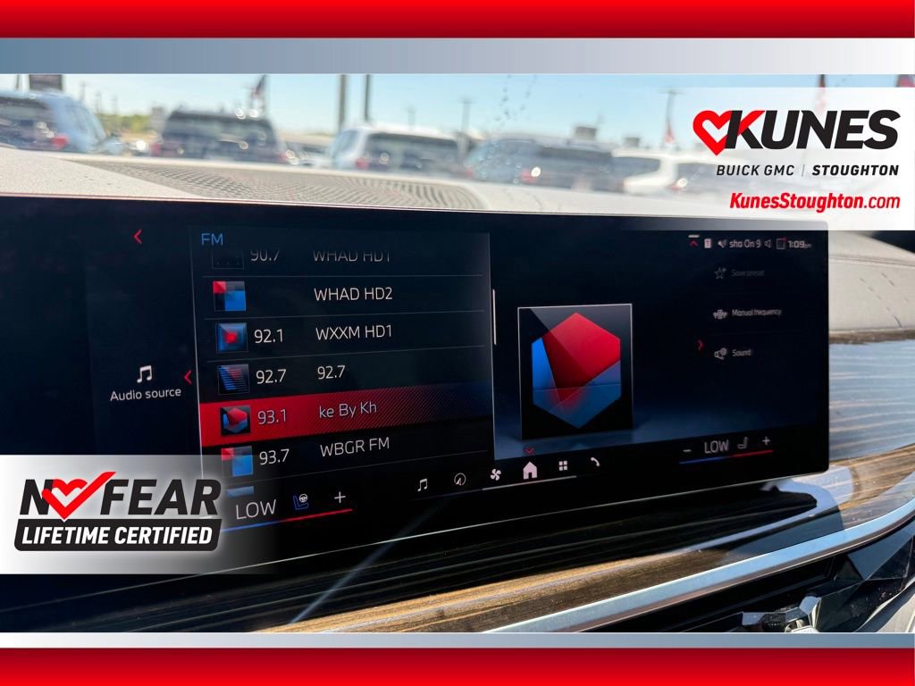 Used 2024 BMW X5 M60i AWD/4WD image 34