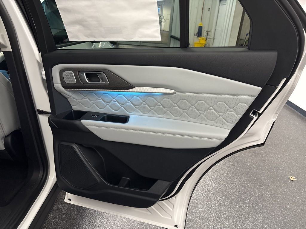 New 2026 Ford Explorer Platinum w/ LUX Leather Package image 28