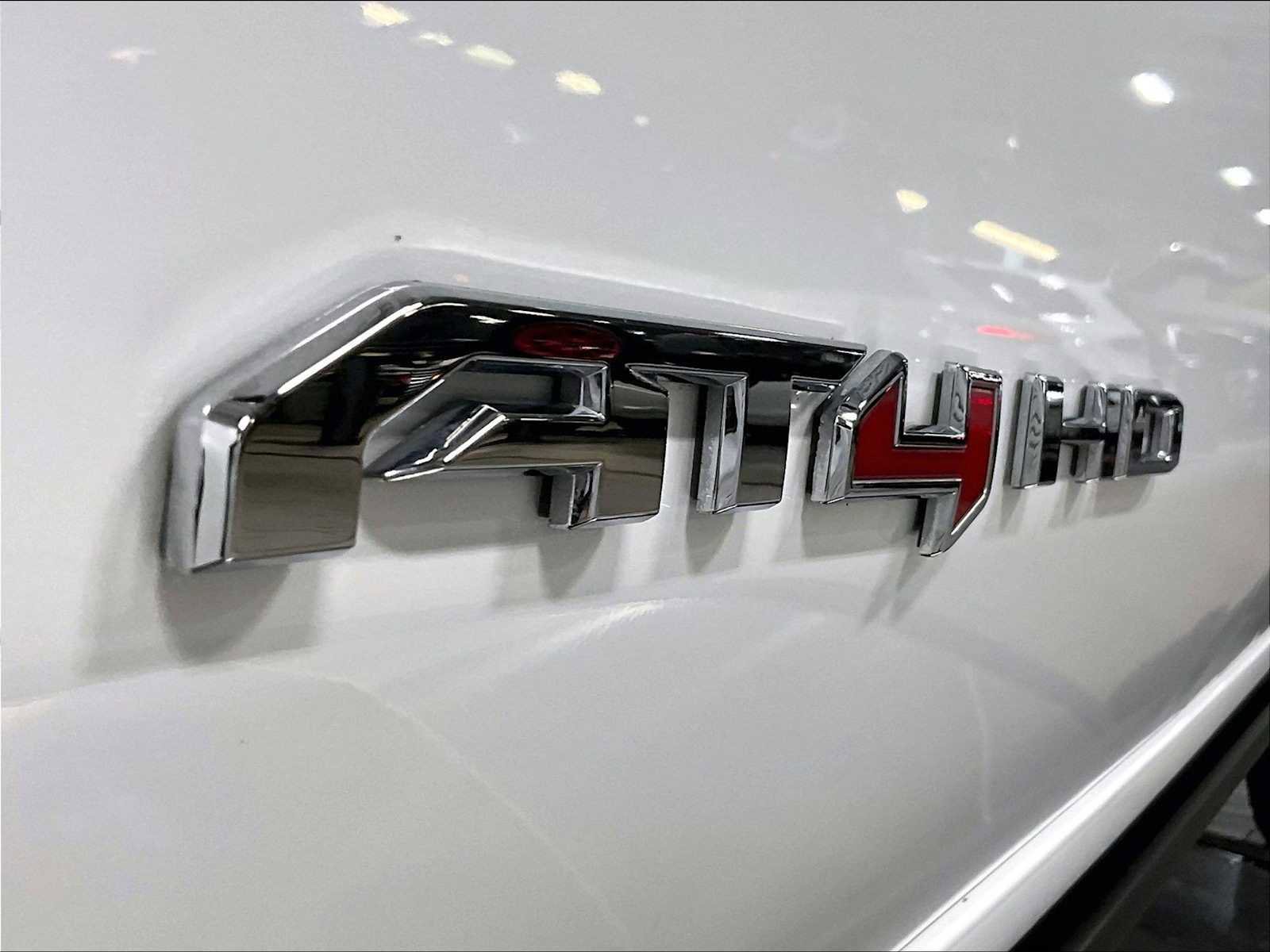 Used 2024 GMC Sierra 2500 AT4 w/ AT4 Premium Plus Package image 31