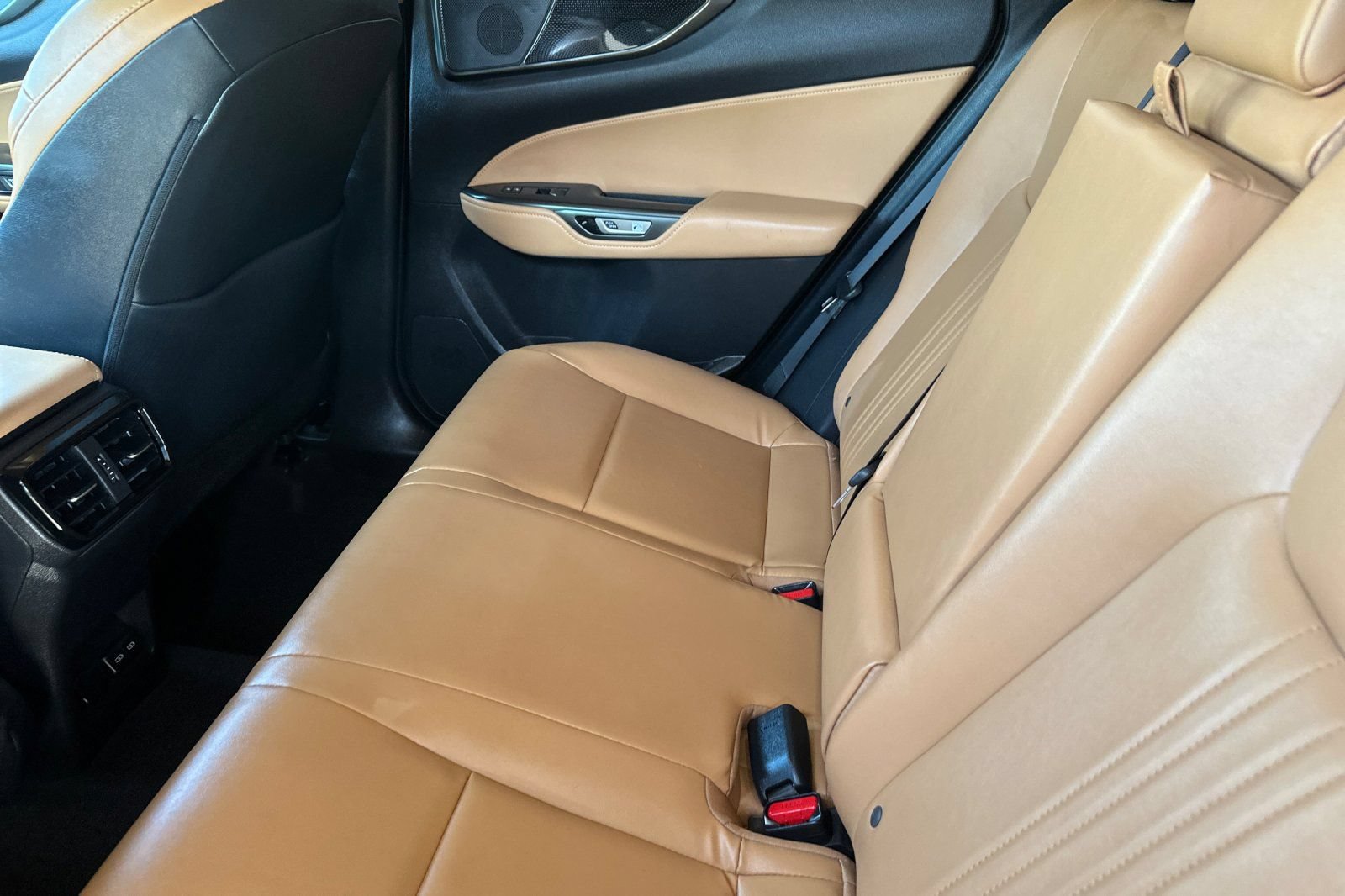 Used 2024 Lexus NX 250 FWD w/ Cold Area Package image 12
