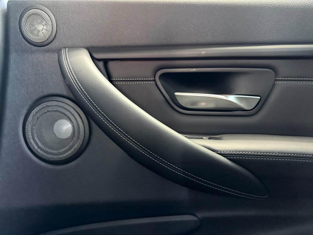 Used 2015 BMW M3 image 16