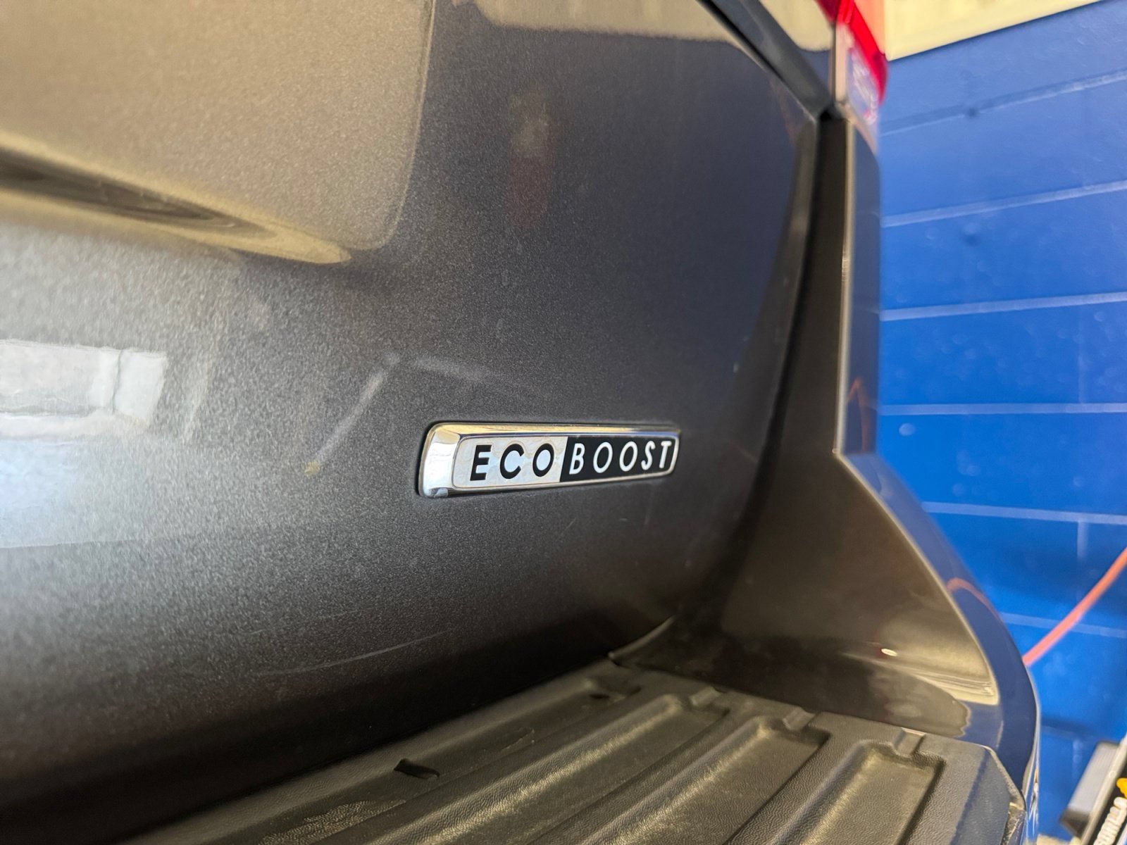 Used 2016 Lincoln Navigator Select RWD image 33