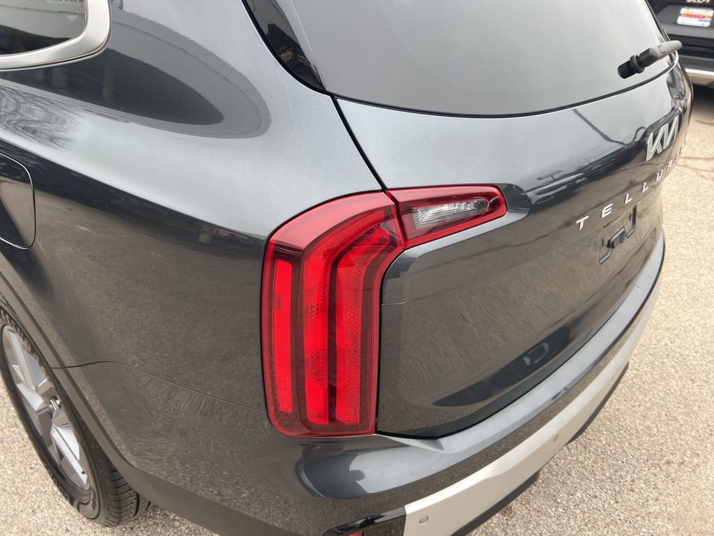 Certified 2024 Kia Telluride LX image 34